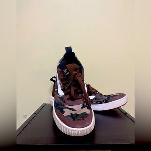 Cameo vans